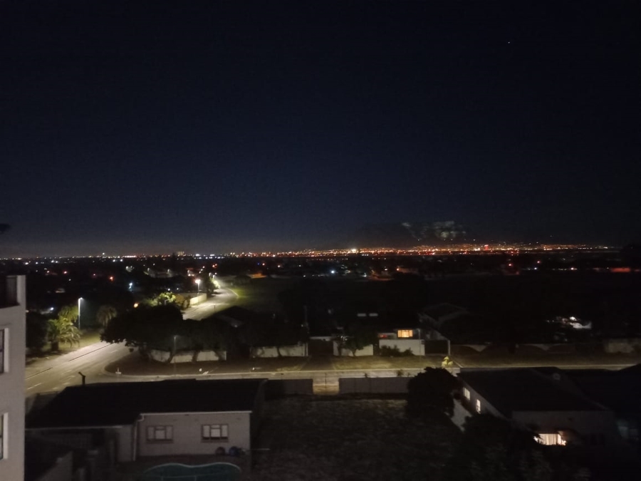 2 Bedroom Property for Sale in Flamingo Vlei Western Cape